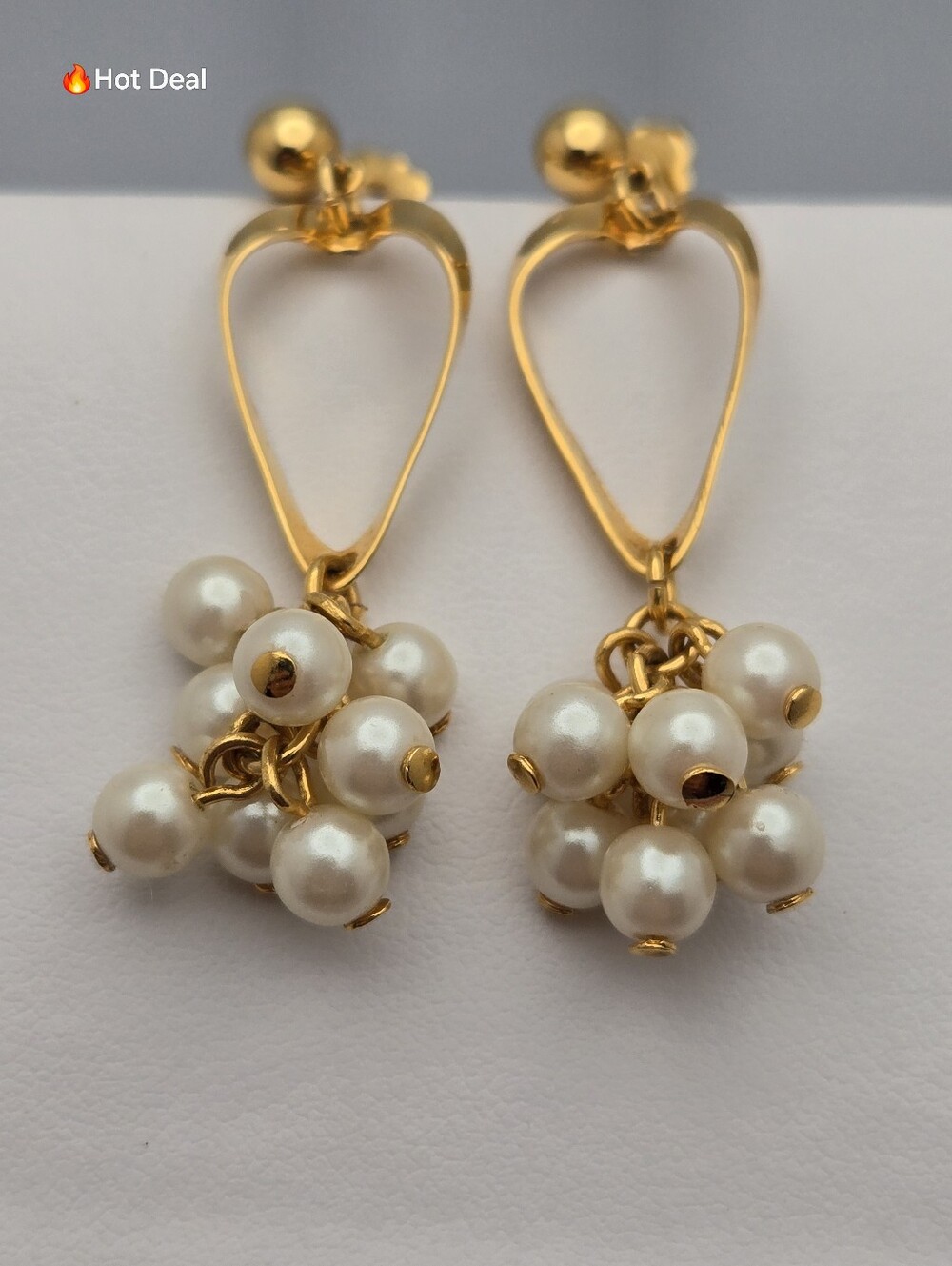Avon Faux Pearl Cluster Hoop Earrings Gold Tone Dangle Hook 1.75"